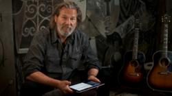 Jeff Bridges demos guitar lesson by Jackson Browne for On the Music Path iPad app